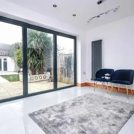 Beautiful Bright Three Bedroom House In Brighton And Hove With Free Parking Exterior photo